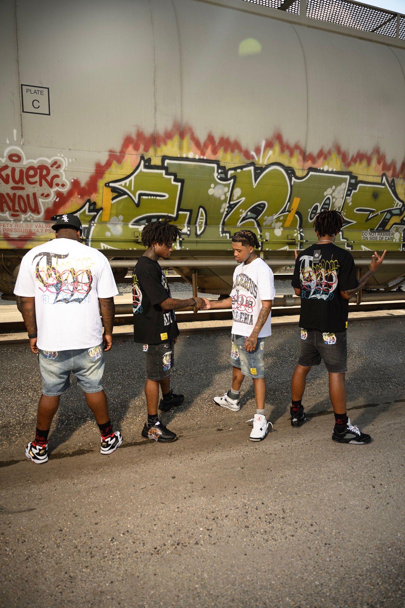 TRS ART GALLERIA TEE