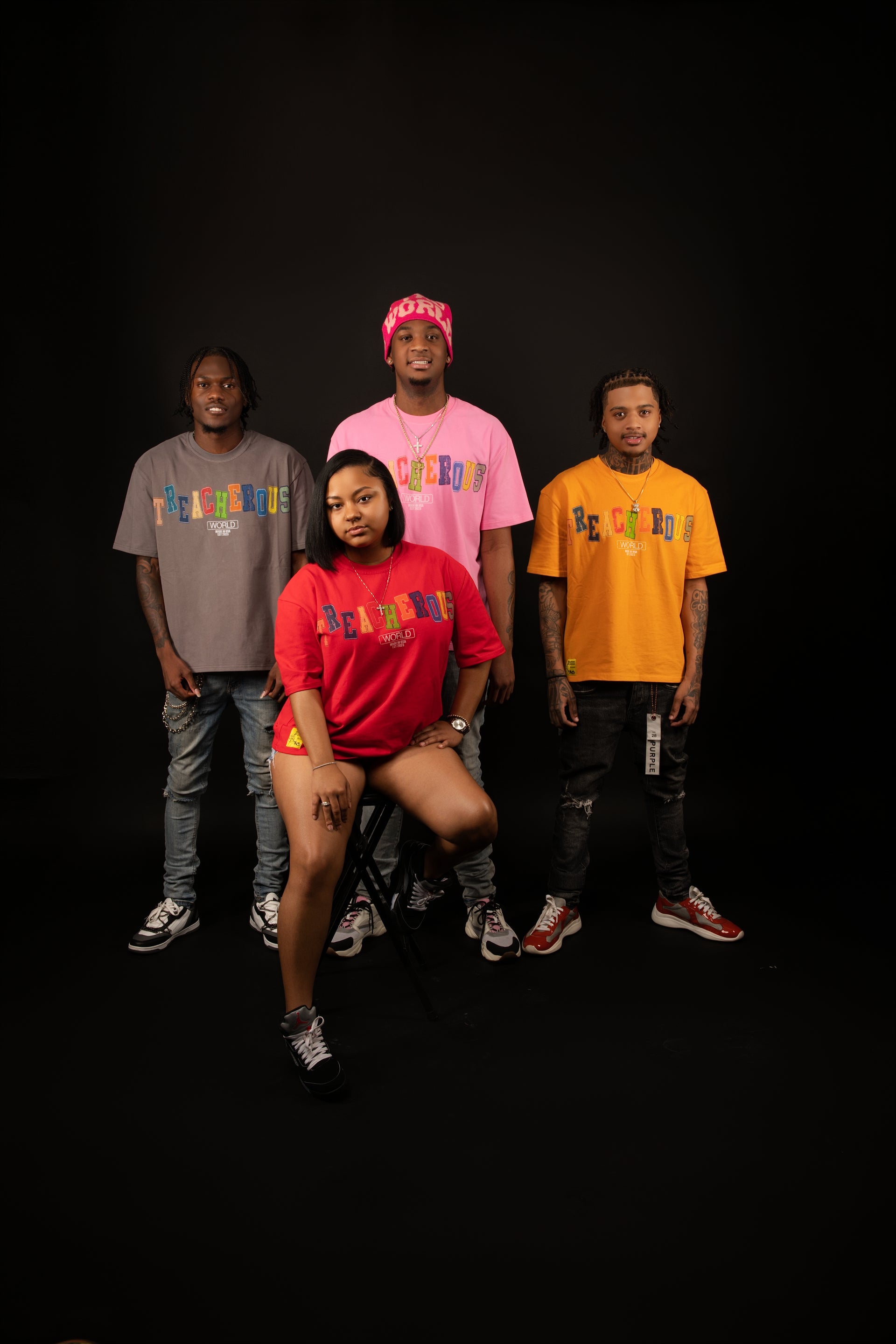 TW OVERSIZED STATEMENT TEES